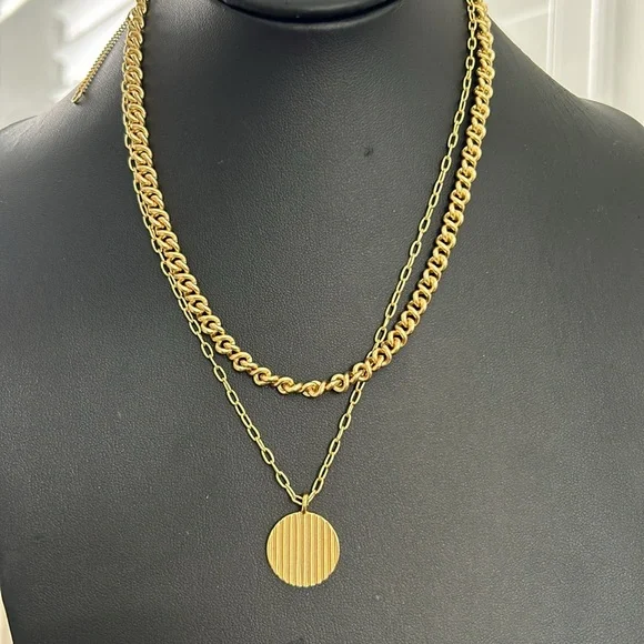 (112)Madewell Set of 2 Twisted Chain & Pendant Necklaces in Vintage Gold - Picture 2 of 2